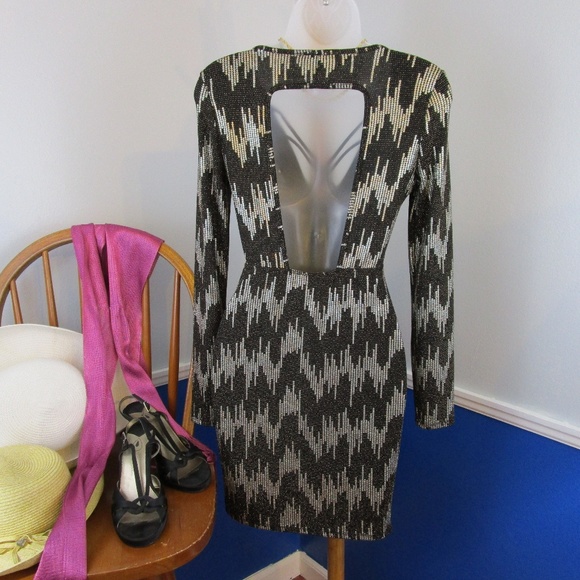 👗Host Pick👗 Shimmery Fitted Party Dress - Picture 4 of 8